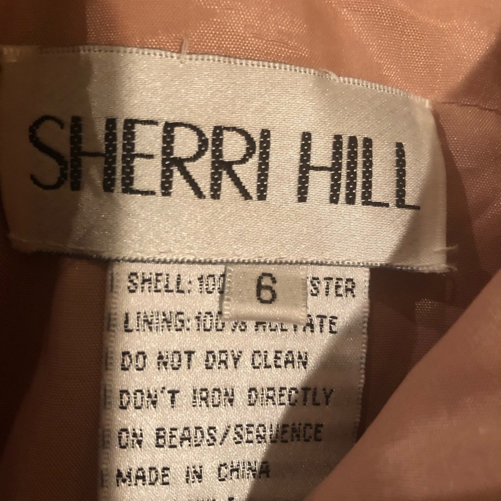 Sherri Hill dress - Picture 2 of 3